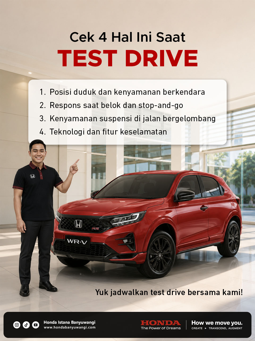 Sales Honda berdiri di samping Honda WR-V