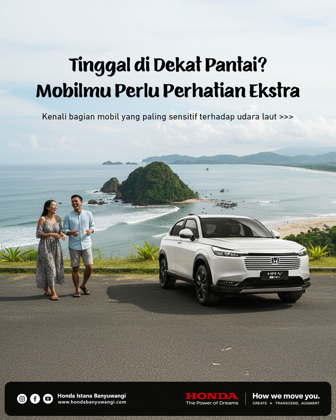 Honda HR-V parkir di dekat pantai